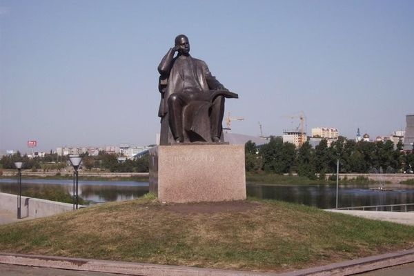 Памятник С. С. Прокофьеву  4