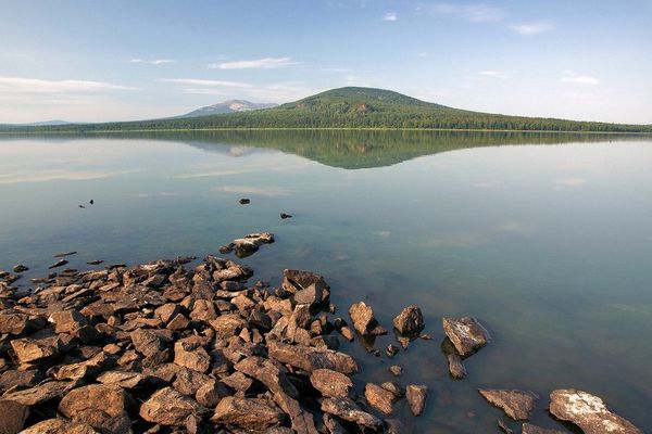 Каменный Мыс. Озеро Зюраткуль.