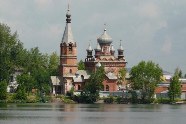 Храм святителя Николая Чудотворца (г. Сатка)