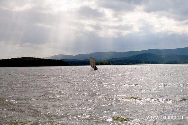Озеро Сунгуль. Автор: isilgan (Канов Михаил).