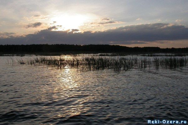 Озеро Улагач вечером